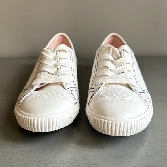 Kate Spade New York Tommi White Low Top Sneakers Shoes Women 8.5 Classic NWOT